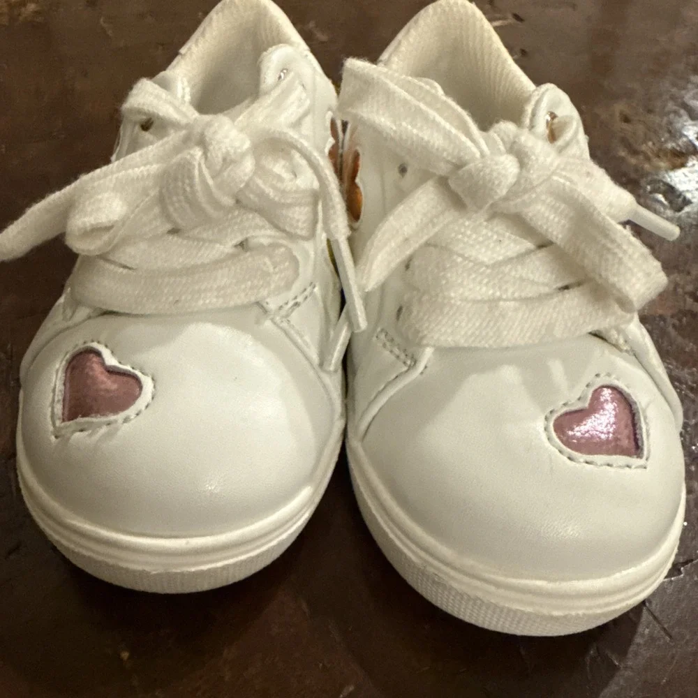 Kurt Geiger Mini Lane Love White Leather Hearts Girls School Shoes Sz 6